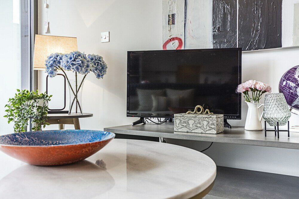 Фото Stunning Brand New Westminster Apartment