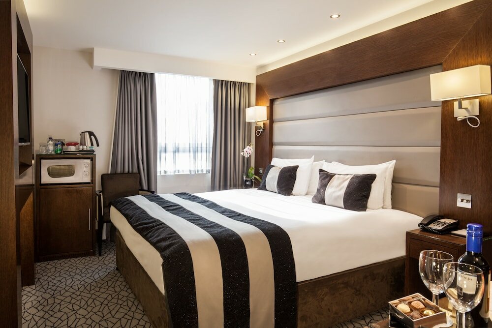 Фото Park Grand Paddington Court