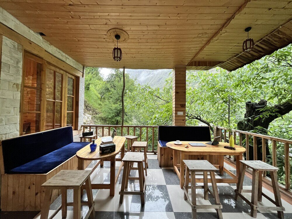 Фото Hipostel Tirthan