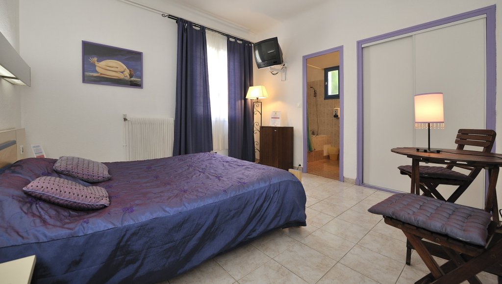 Фото La Bastide d'Entraigues