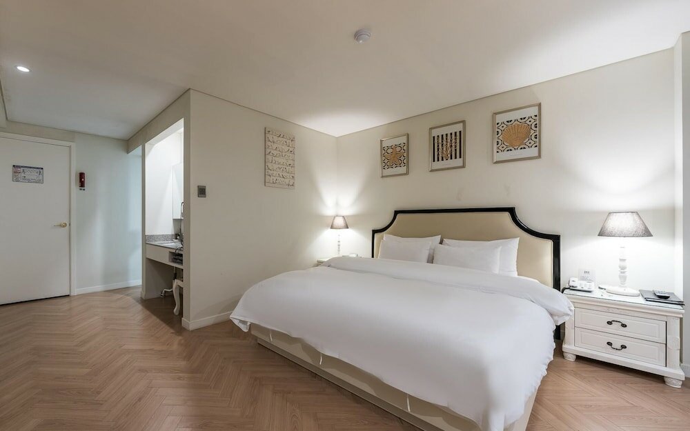 Фото Yongin Singal Meriel