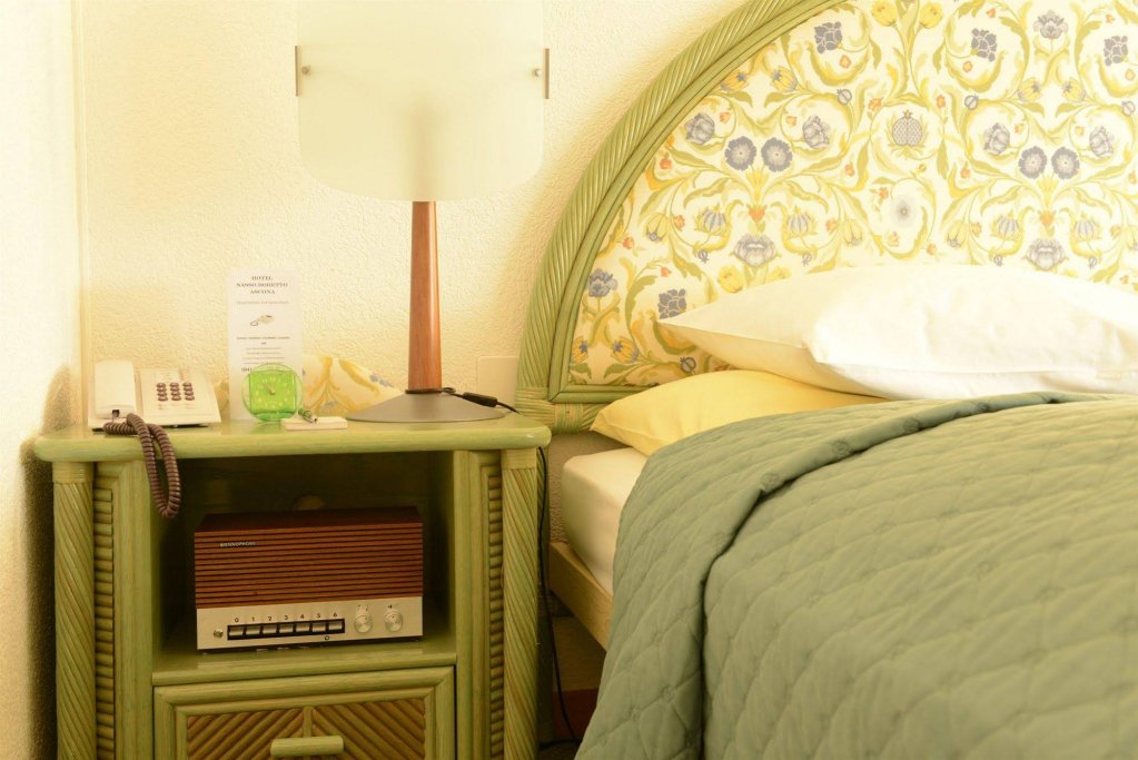 Фото Hotel Sasso Boretto