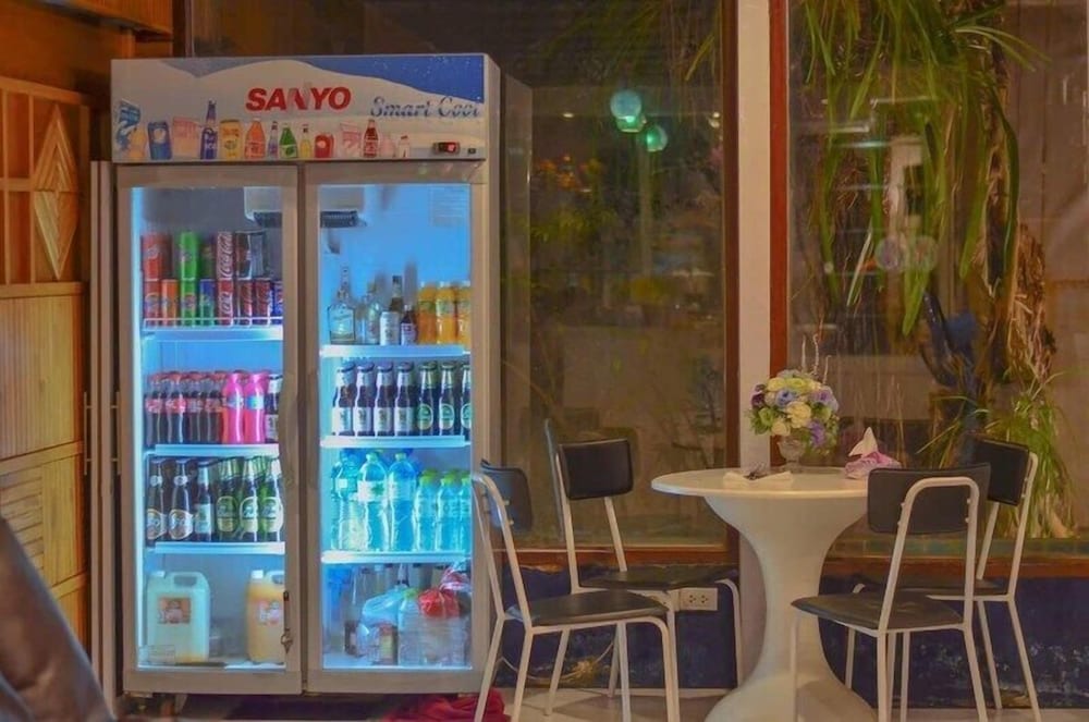 Фото Fundee House Nicha Hostel