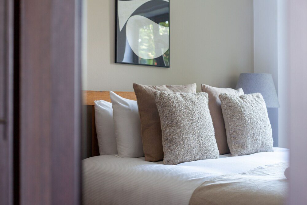 Фото The Ealing Collection