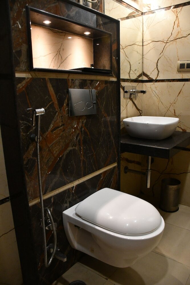 Фото Hotel Vibharaj Palace