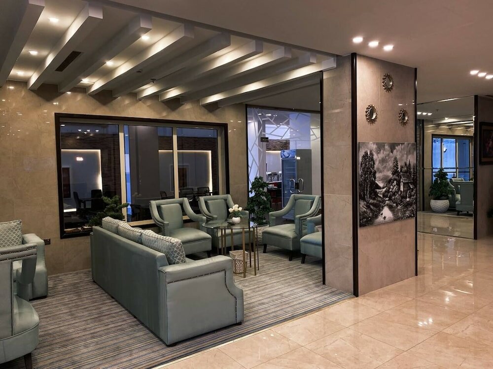 Фото Landmark Hotel - Sari