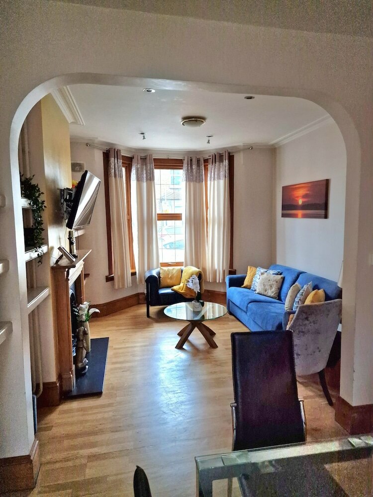 Фото Lt The Gate House