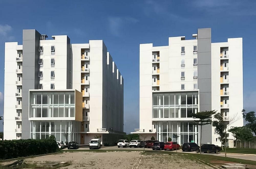 Hotel Homey And Tidy Studio Room Aeropolis Apartment, Tangerang, photo