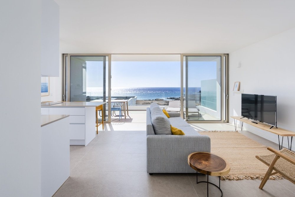 Фото Nivaria Beach