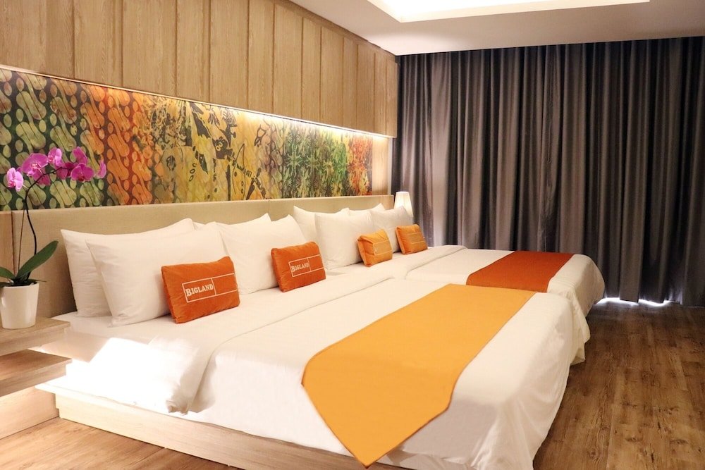 Фото Bigland Hotel Bogor