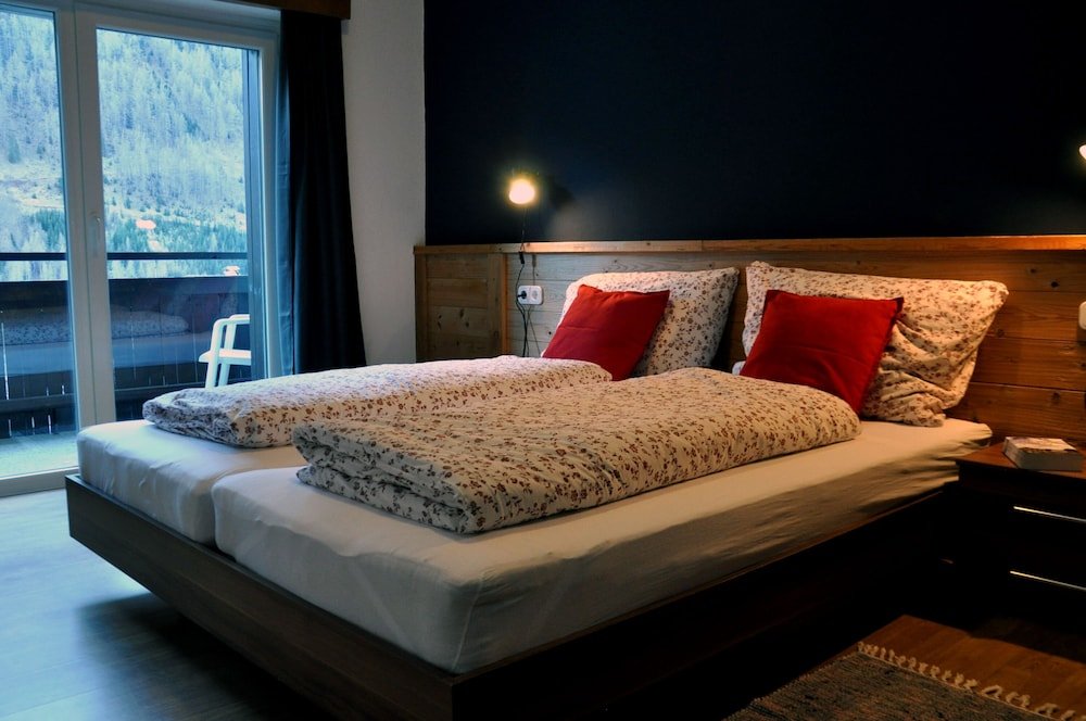 Фото Gästehaus Enzian