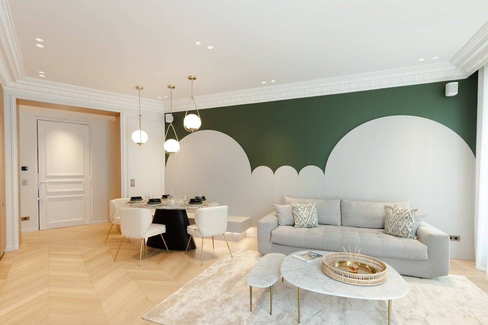 Фото HighStay - Champs Elysées - Serviced Apartments