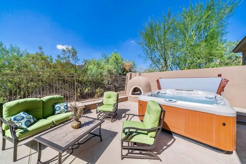 Гостиница High-end Amenities And Modern Design - Prime Grayhawk Location With Pool & Hot Tub 4 Bedroom Home в Скоттсдейле