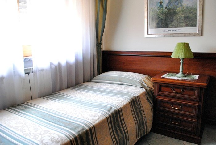 Фото Hotel Octavia