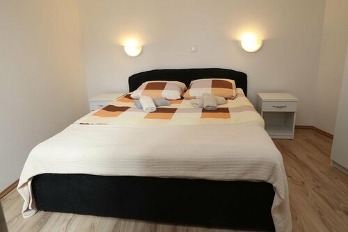 Гостиница Holiday Homes Vesko