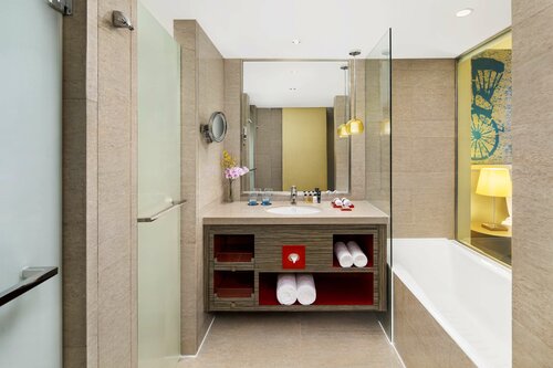 Гостиница Radisson Collection Hotel Hyland Shanghai в Шанхае