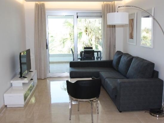 Фото Aqua Apartments Vento, Marbella