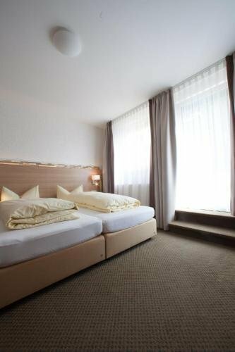 Гостиница Hotel Vitis в Эрдинге