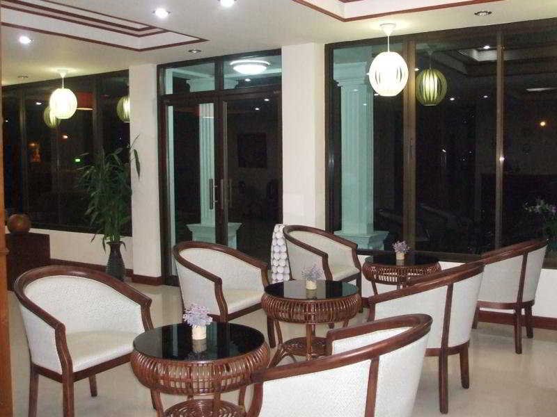 Фото The Palm Garden Hotel