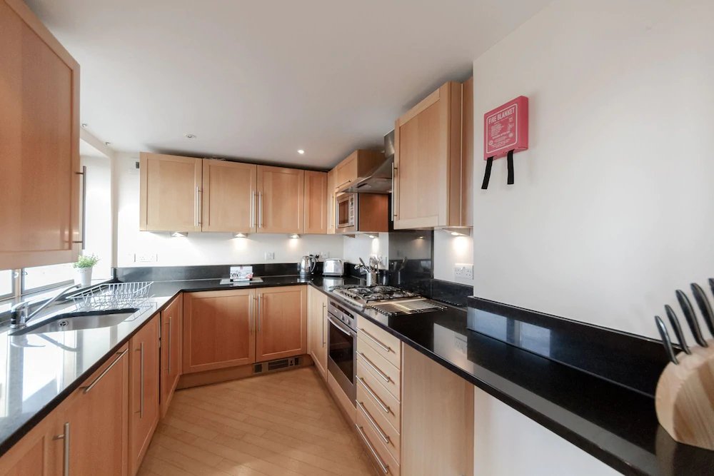 Фото Roomspace -The Courtyard Penthouse