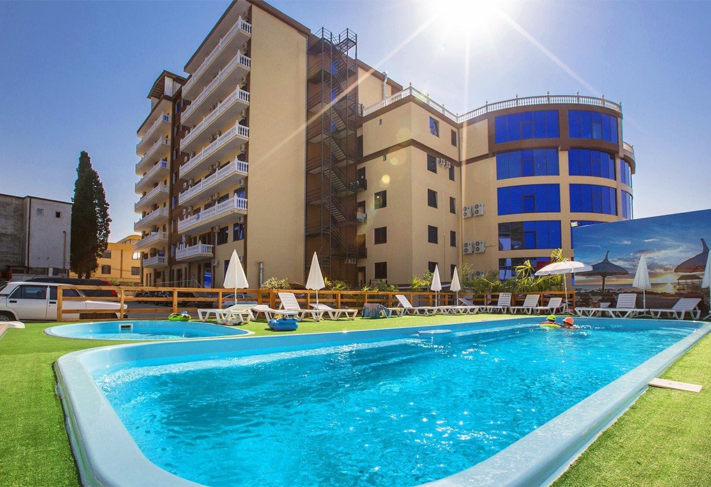 Фото отеля 1