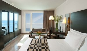 Гостиница Crowne Plaza Tel Aviv Beach by Ihg