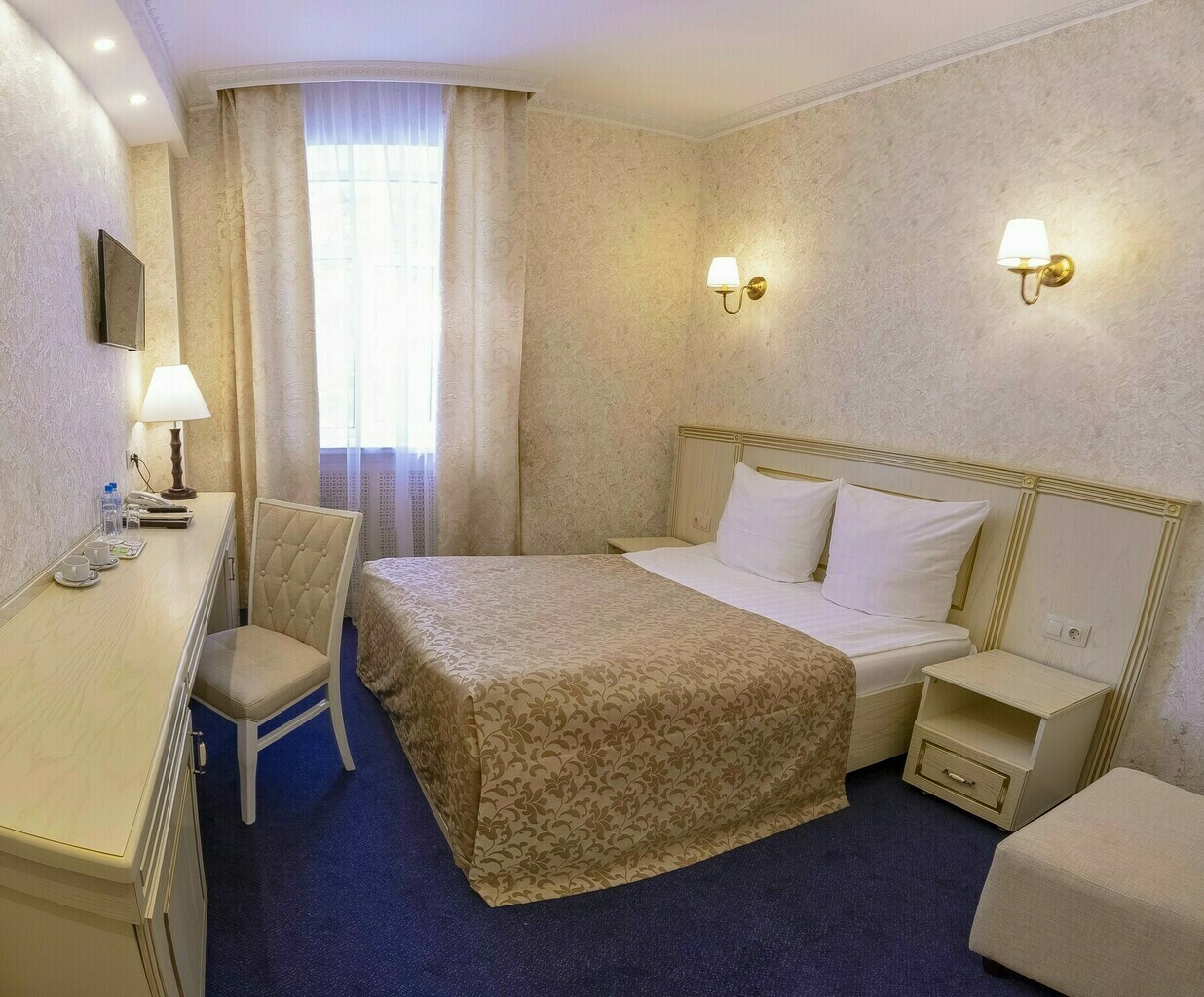 Фото Golden Plaza