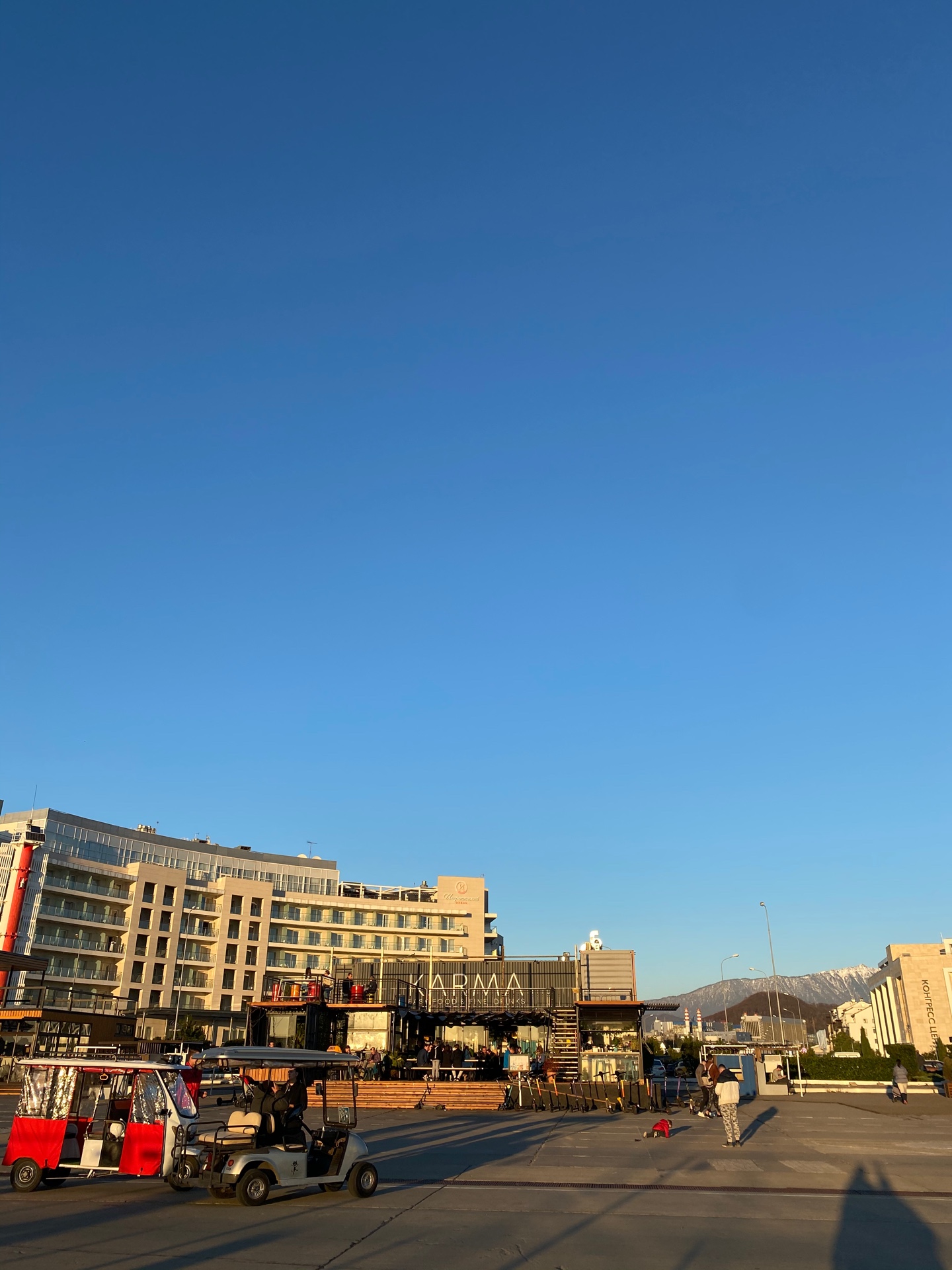 Фото Оплот Апартаменты Сорренто Парк