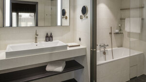 Гостиница Hotel At Six