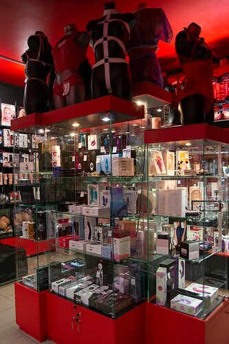 Багратионовская көшесіндегі үш бөлмелі секс-шоп