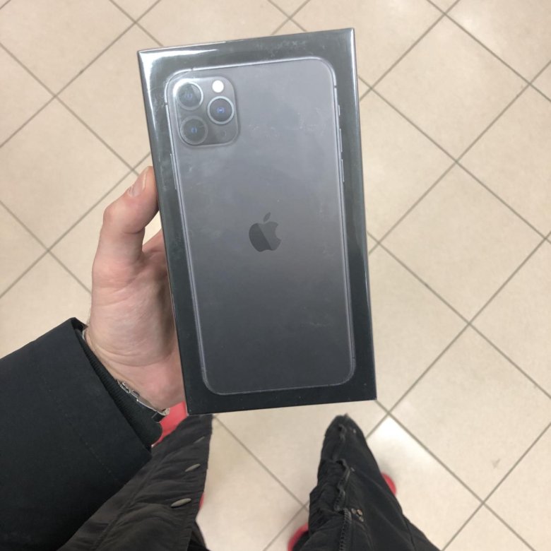 13 про в руке фото Отзывы о "IPhone Store 82", Республика Крым, Ялта, улица К. Маркса, 3 - Яндекс К