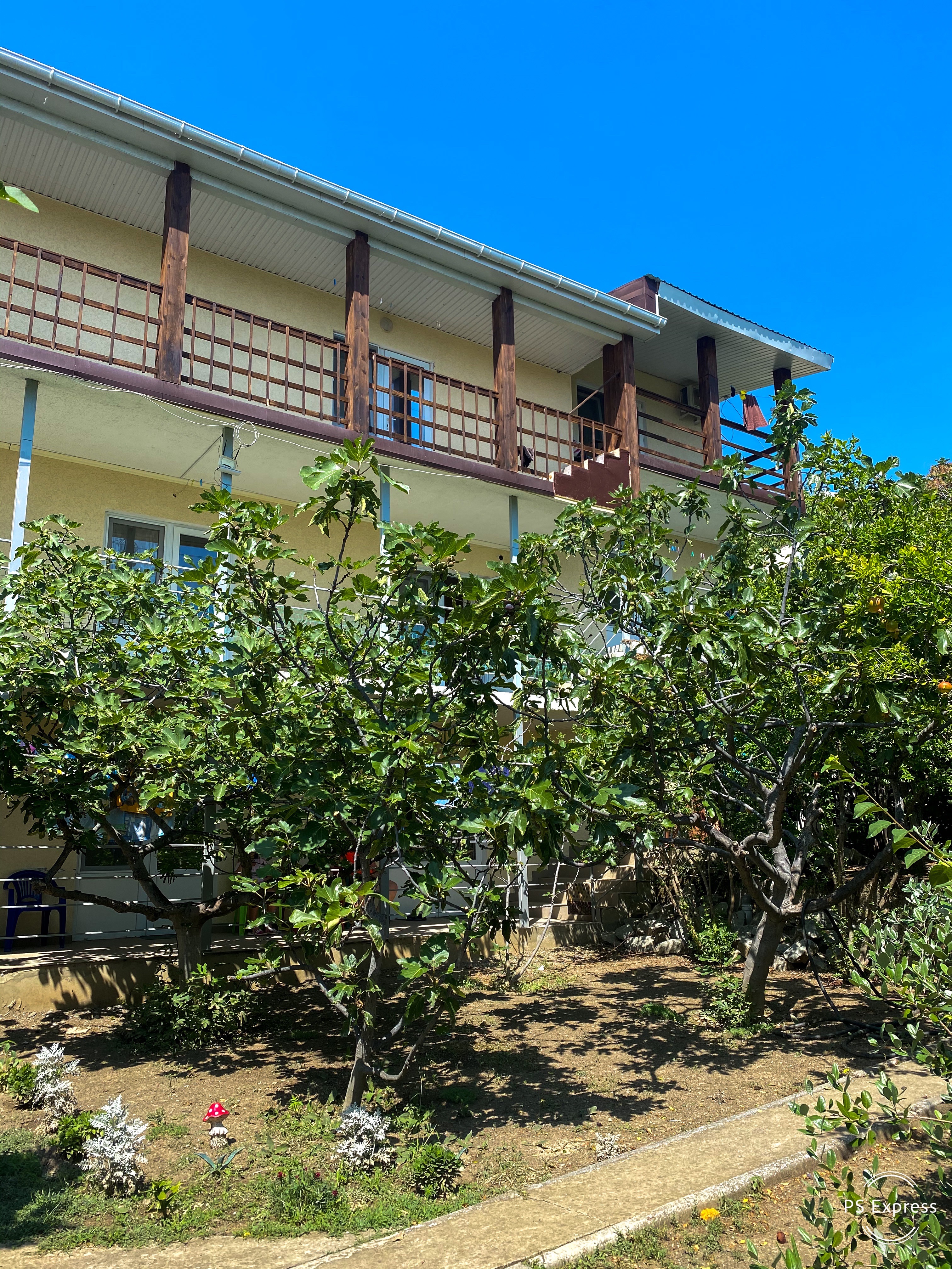 Фото отеля 3