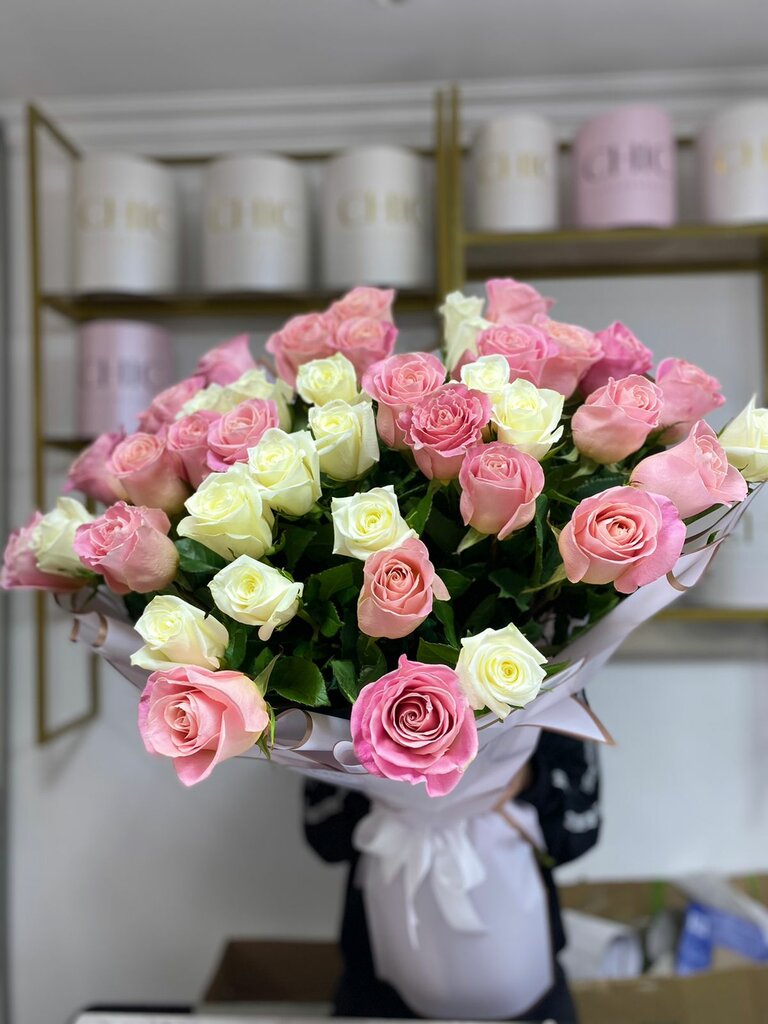 Flowers and bouquets delivery Chic flowers, Astana, photo