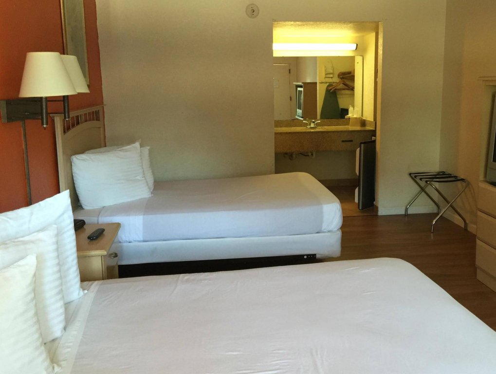 Фото Duo Boutique Hotel