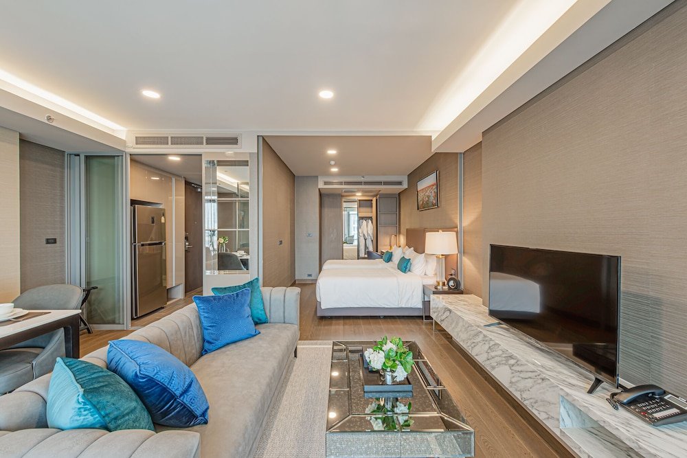 Фото Siamese Exclusive Queens