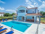Private Villa in Porec With Swimming Pool