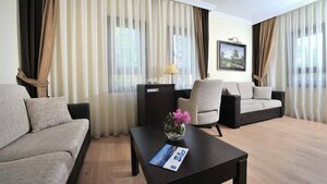 ‪Bitez Garden Life Hotel & Suites‬ (Muğla, Bodrum, Bitez Mah., Bergamut Cad., 54) ، فندق
