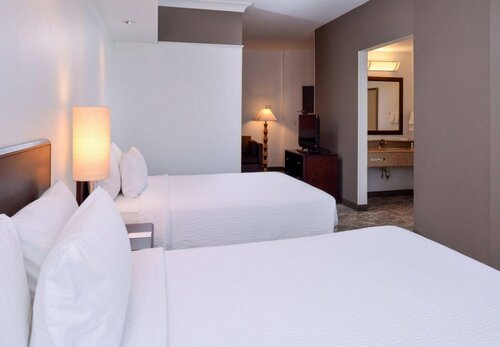 Гостиница Springhill Suites by Marriott Oklahoma City Airport в Оклахома-Сити