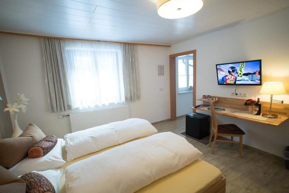 Фото Dormio Gasthof Höllwirt