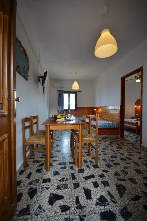 Фото Spiros-Soula Family Hotel & Apartments