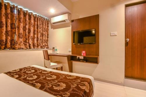 Фото Oyo 4256 Hotel Rajmahal