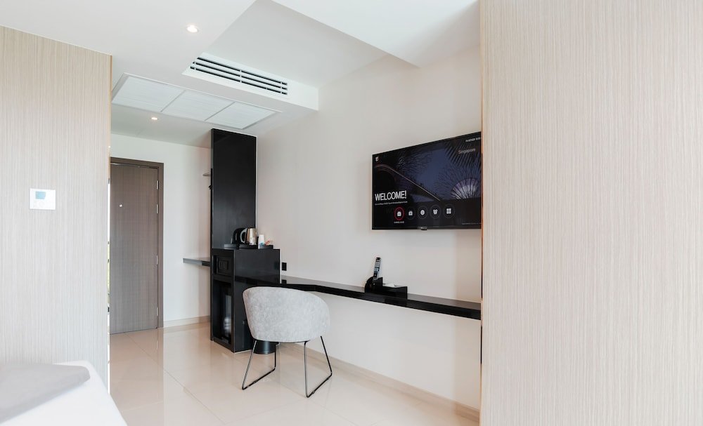 Фото The TJ Hotel