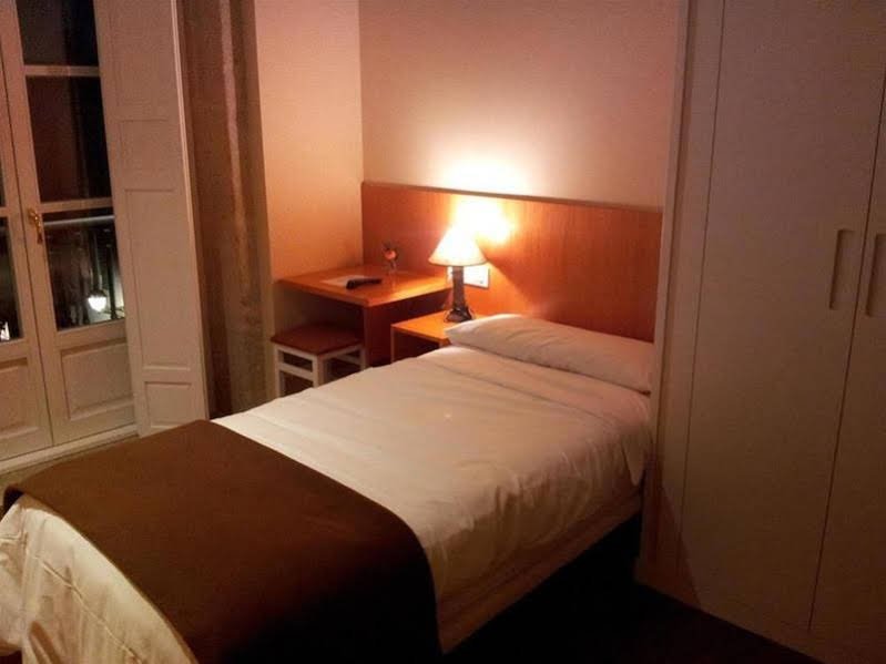 Фото Hotel Montes