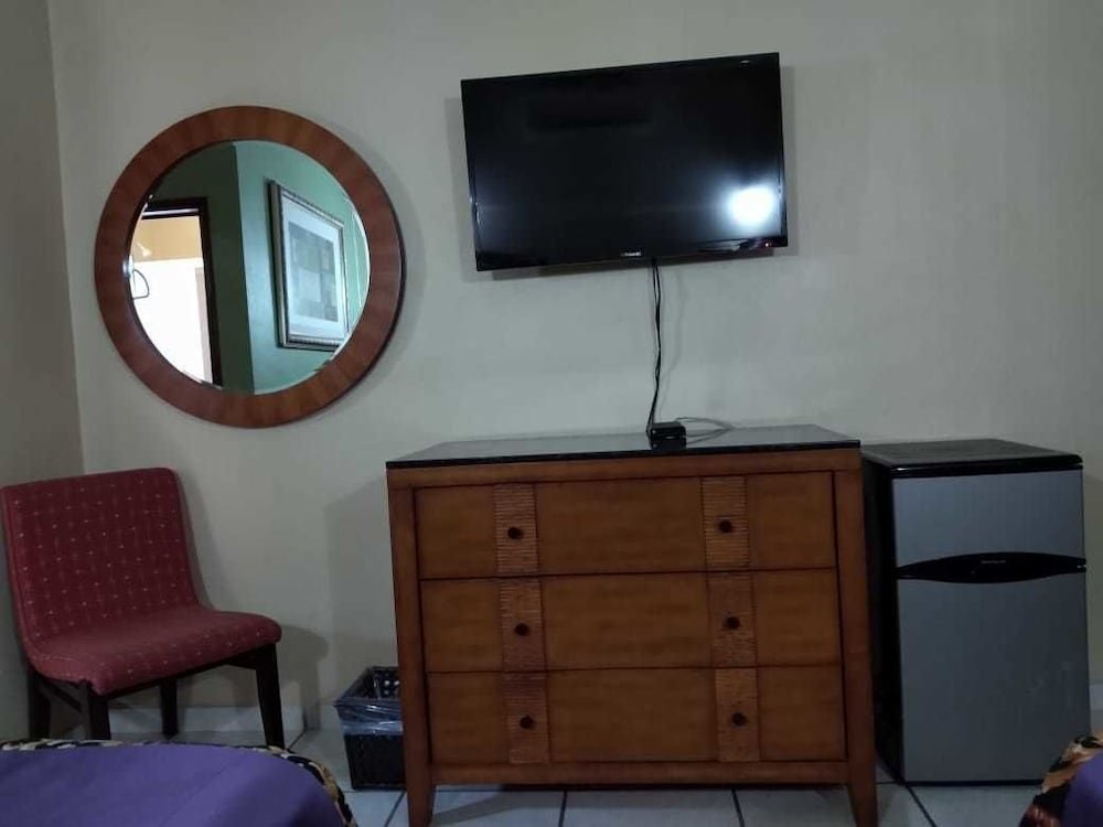 Фото Cactus Inn Los Cabos