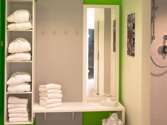 Фото Hotel Alarun