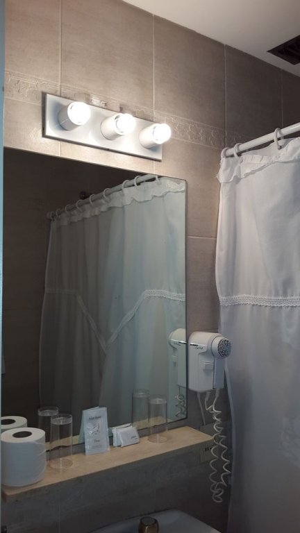 Фото Regis Orho Hotel