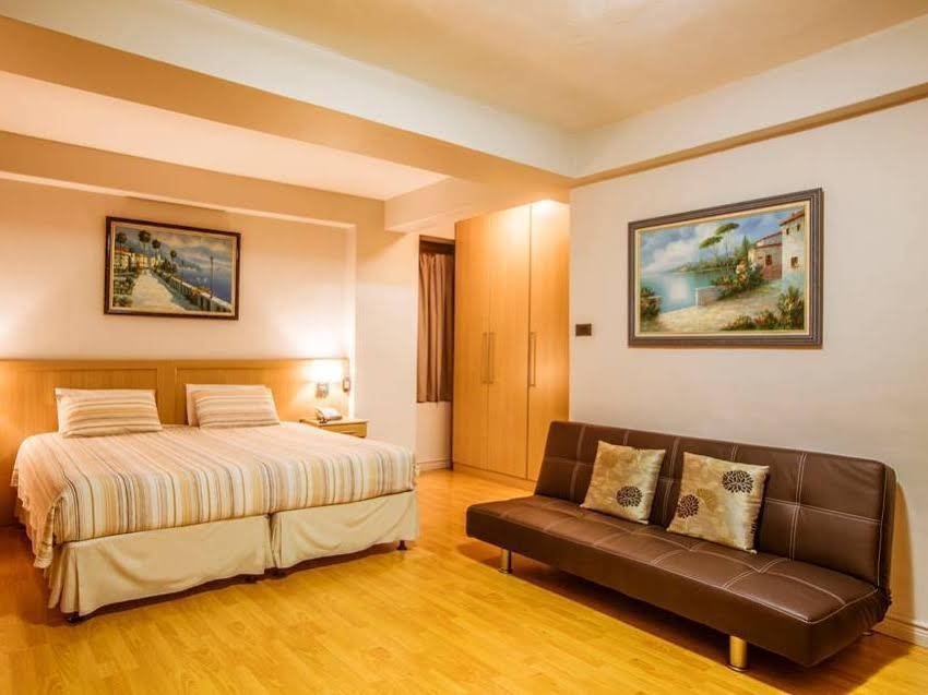 Фото Parliament Hotel