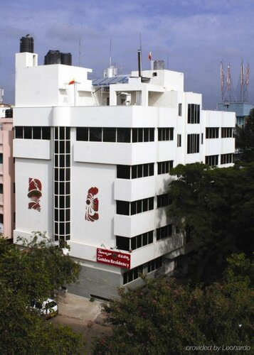 Гостиница Suraksha Residency в Бангалоре