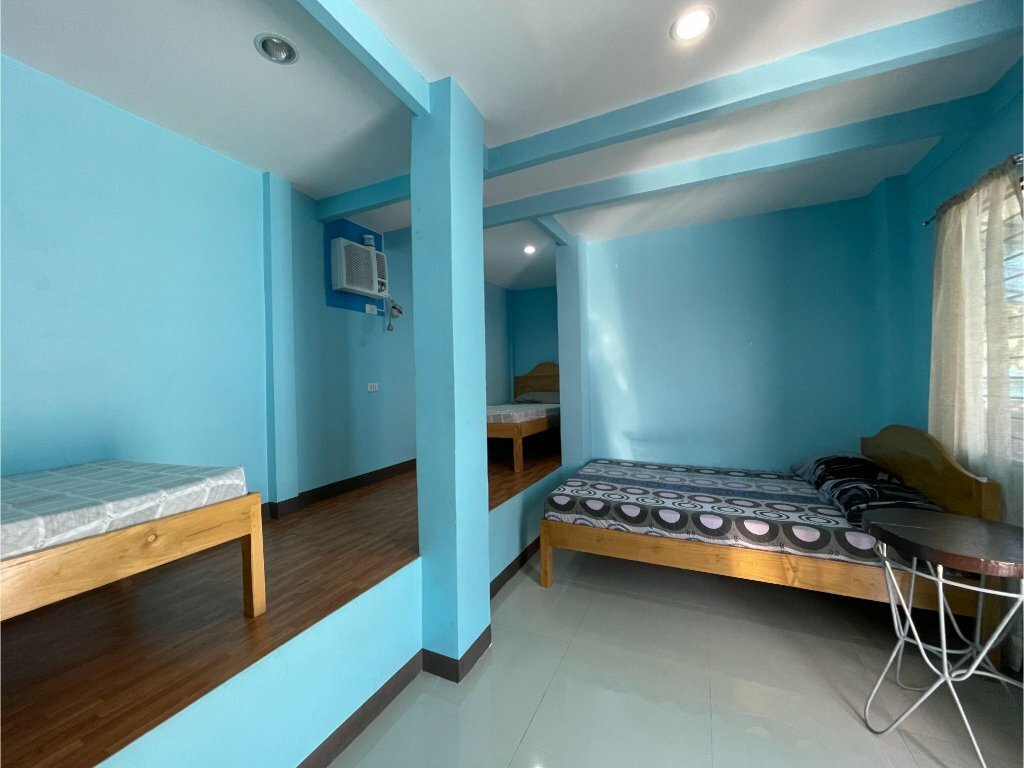 Hotel Oyo 795 Tapales Guest House, Province of Cebu, photo