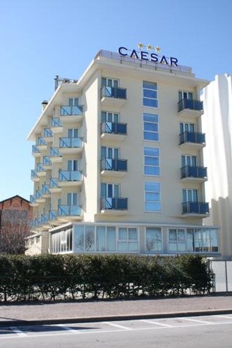 Фото Hotel Caesar